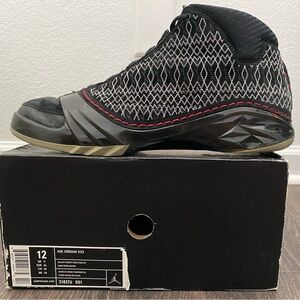 AIR JORDAN 23 STEALTH/ black varsity red stealth/ size 12